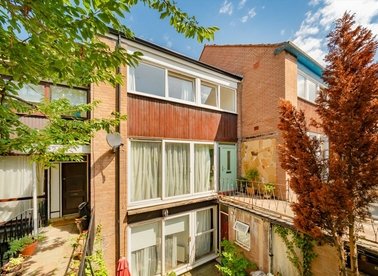 Properties to let in Hermitage Lane - NW2 2EY view1