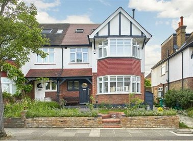 Hertford Avenue, London, SW14