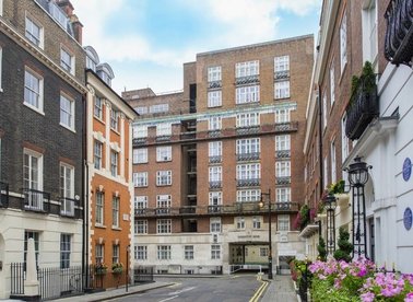 Properties to let in Hertford Street - W1J 7RG view1