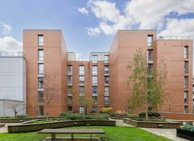 High Street, Brentford, TW8