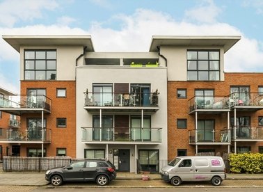 Properties let in Highfield Close - SE13 6UX view1