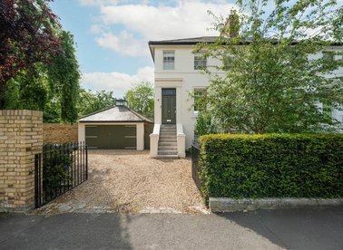 Properties to let in Highshore Road - SE15 5AF view1