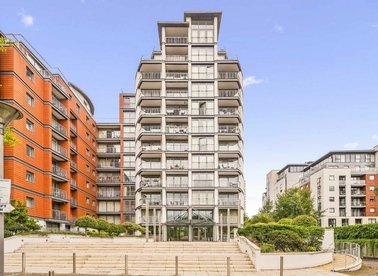 Holland Gardens, Brentford, TW8