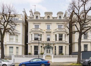 Properties let in Holland Park - W11 3SQ view1