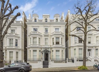 Properties let in Holland Park - W11 3SL view1