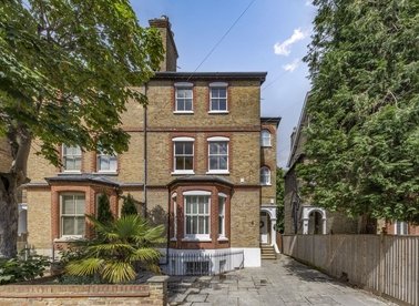 Properties to let in Homefield Road - SW19 4QF view1