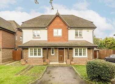 Properties let in Hurst Road - KT8 9AQ view1