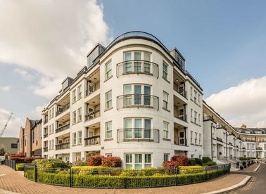 Imperial Crescent, London, SW6