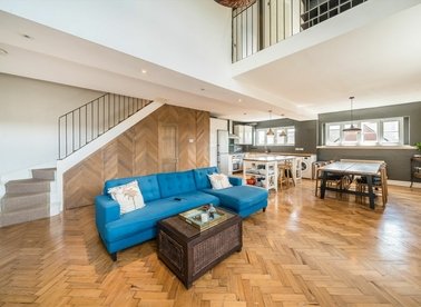 Properties let in Johnson Street - E1 0BE view1