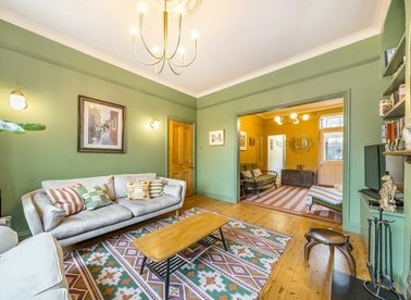 Properties to let in Julian Avenue - W3 9JE view1