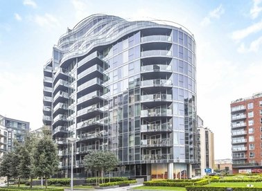 Properties to let in Juniper Drive - SW18 1JE view1