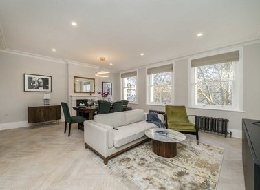 Properties to let in Kensington Gardens Square - W2 4BE view1
