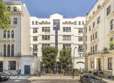 Properties to let in Kensington Gardens Square - W2 4AZ view1