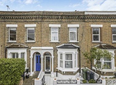 Properties to let in Kepler Road - SW4 7NR view1