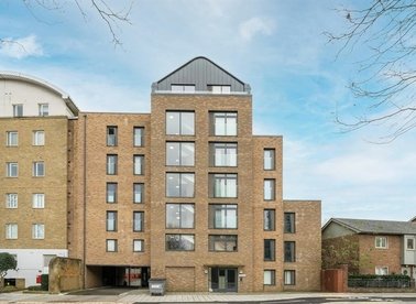 Properties to let in Kew Bridge Road - TW8 0RF view1