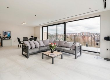 Properties to let in Kilburn High Road - NW6 2BS view1