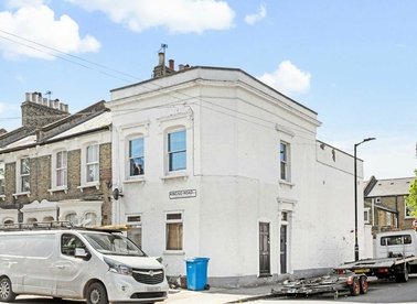 Properties let in Kincaid Road - SE15 5UN view1