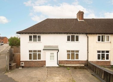Properties to let in King Henrys Road - KT1 3QA view1