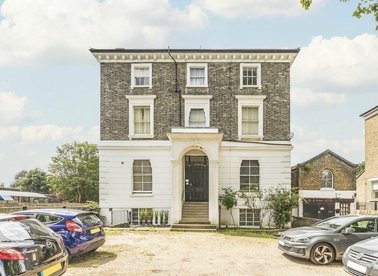 Properties let in Kings Avenue - SW4 8BQ view1