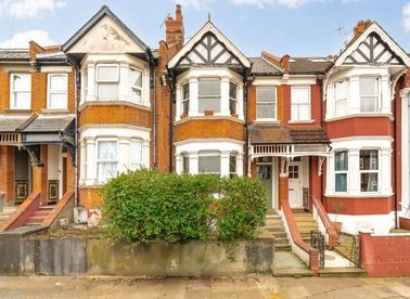 Properties let in Kings Road - NW10 2BP view1