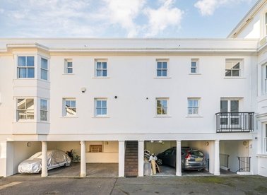 Properties let in Kingston Hill Place - KT2 7QY view1