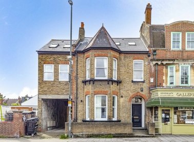 Properties to let in Kingston Road - SW19 1LY view1