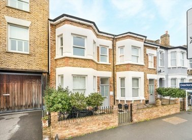 Properties to let in Kingston Road - SW19 1JW view1