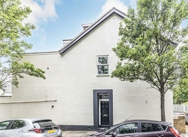 Properties to let in Kingston Road - TW11 9JQ view1