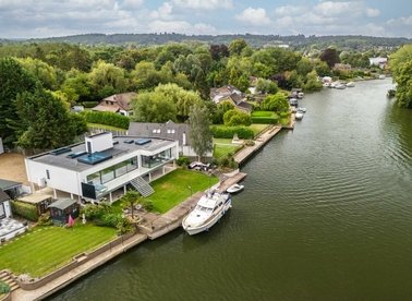 Kingswood Creek, Wraysbury Staines, TW19