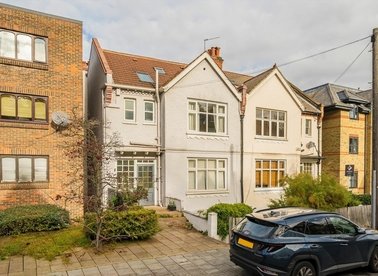 Properties to let in Knollys Road - SW16 2JP view1