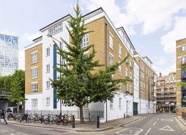 Properties let in Lamb Street - E1 6ED view1