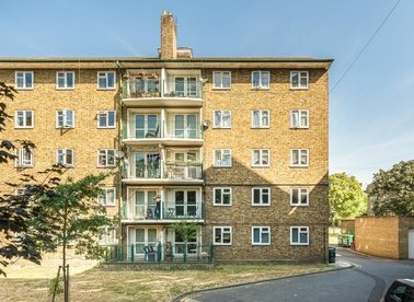 Properties to let in Lambeth Walk - SE11 6NF view1