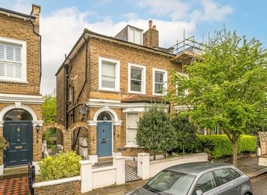 Properties let in Lammas Park Road - W5 5JD view1