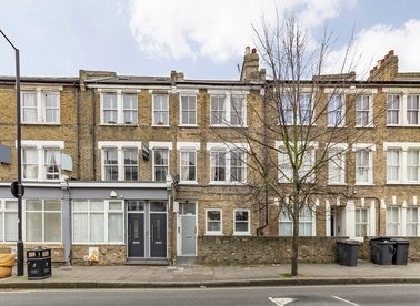 Properties to let in Landor Road - SW9 9NT view1