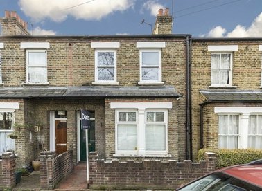 Properties to let in Lateward Road - TW8 0PL view1