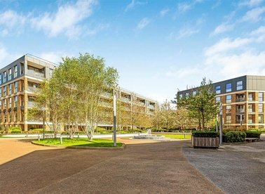 Properties to let in Levett Square - TW9 4FD view1