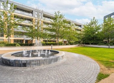 Levett Square, Kew, TW9