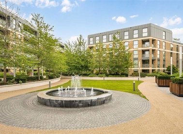 Properties to let in Levett Square - TW9 4FE view1