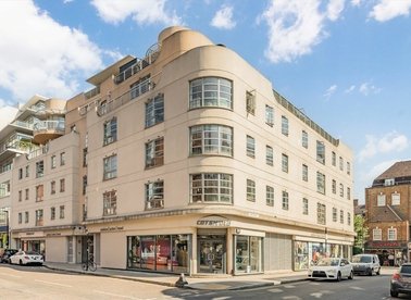 Properties let in Leyden Street - E1 7LL view1