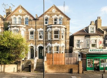 Properties let in Loampit Hill - SE13 7SW view1