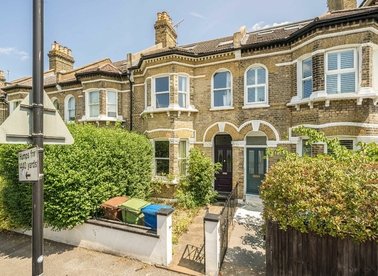 Properties to let in Lordship Lane - SE22 8JH view1