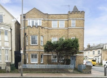 Properties to let in Lower Richmond Road - SW15 1ET view1