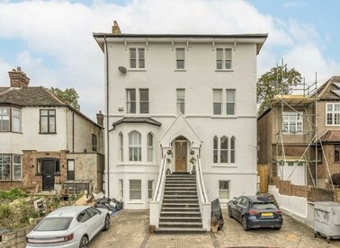 Properties let in Lowther Hill - SE23 1PZ view1