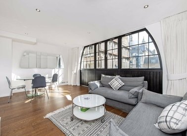 Properties let in Ludgate Square - EC4M 7AS view1