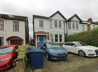 Properties to let in Lynton Road - W3 9HP view1