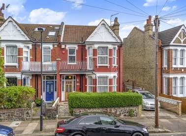 Properties let in Maidstone Road - N11 2JP view1