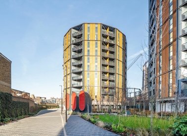 Properties let in Marian Place - E2 9FU view1