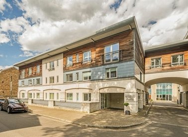 Properties let in Marina Place - KT1 4BH view1