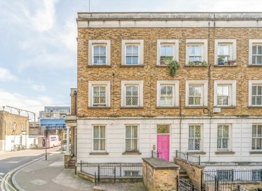Properties let in Martello Street - E8 3PE view1