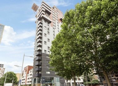 Properties to let in Mastmaker Road - E14 9AJ view1